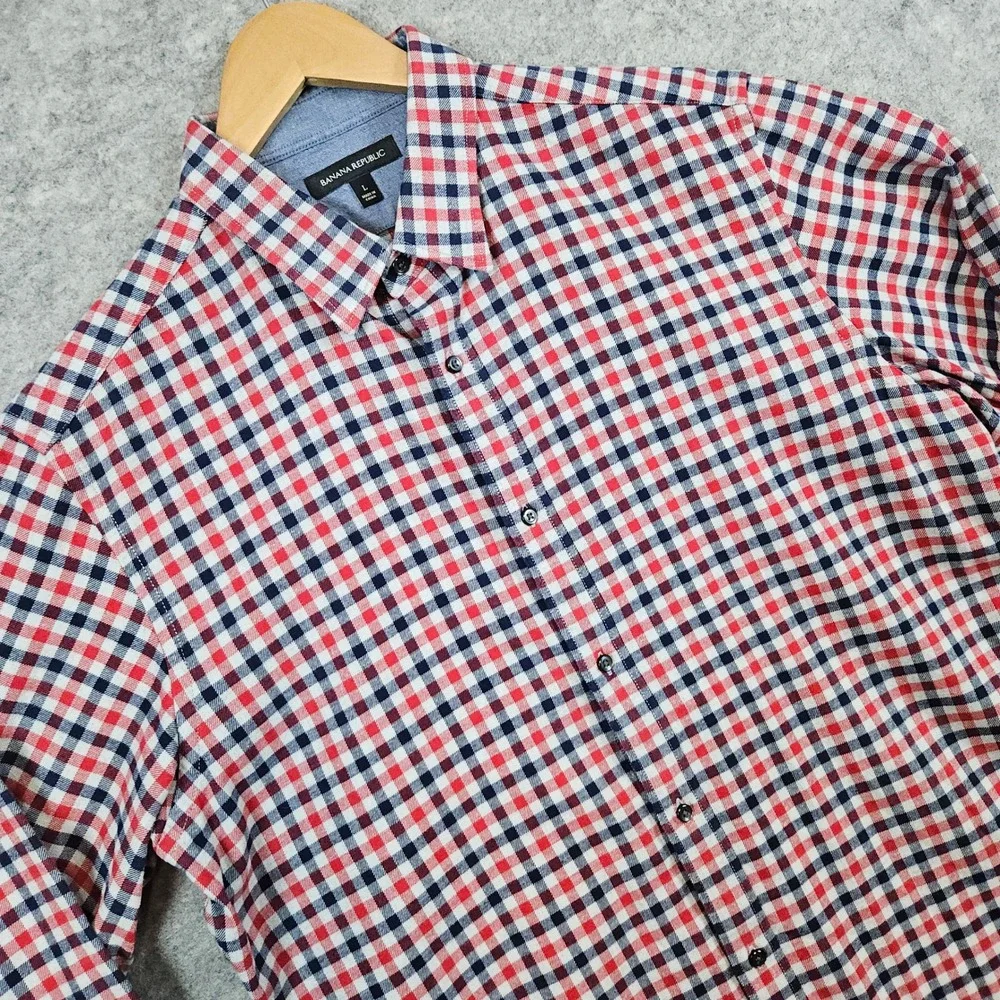 Banana Republic Men's Size L Long Sleeve Button Up Shirt Red Blue Gray‎ Checks